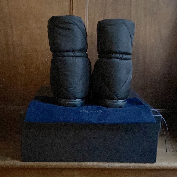 NEW Men’s Prada Puffer Boot, US SIZE 10 - Picture 3 of 7